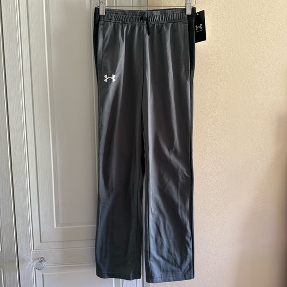 Under Armour Charcoal Gray Boys' Loose Pants Youth Medium Brawler 2.0 Pants NWT - Picture 1 of 5